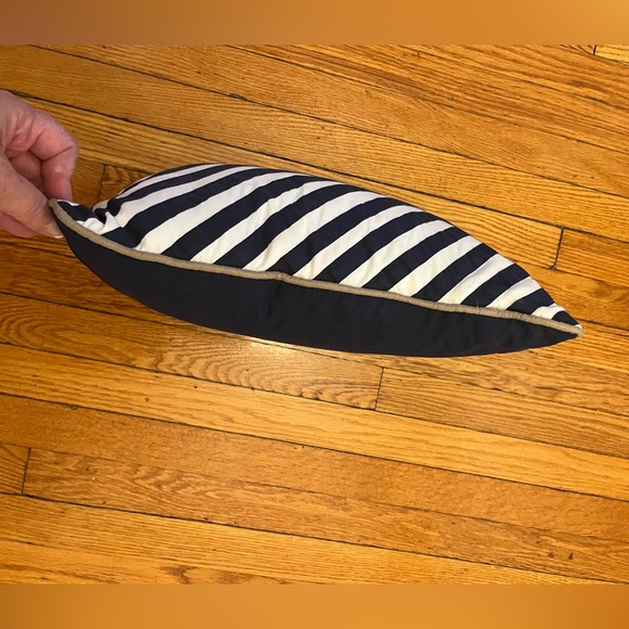 Casual Throw Pillow - Picture 3 of 6